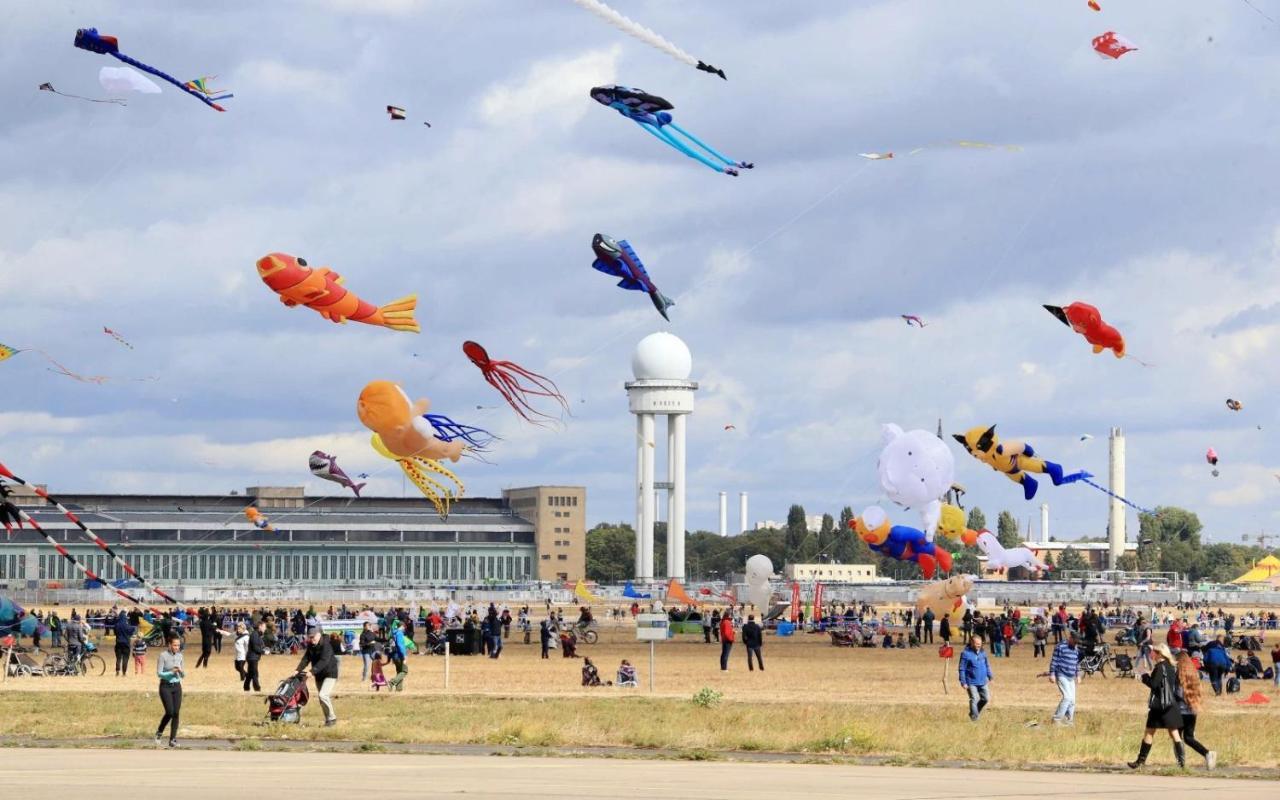 Апарт отель Schillinger-Berlin Am Tempelhofer Feld Экстерьер фото